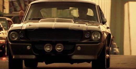 国产汽车追逐戏视频  第1张